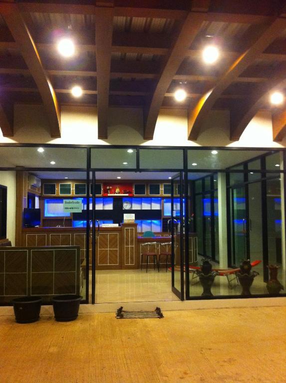Appartamento Phuthara Mansion Phuket Esterno foto