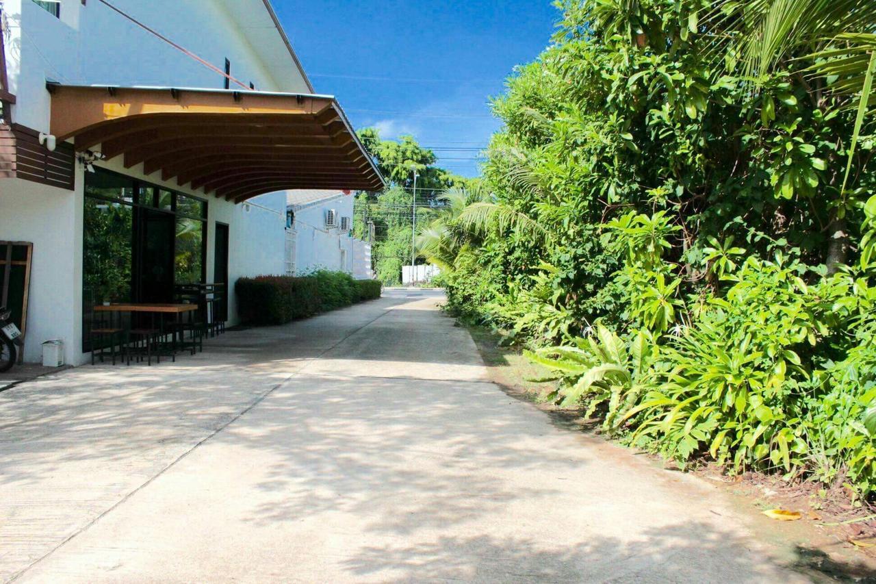 Appartamento Phuthara Mansion Phuket Esterno foto