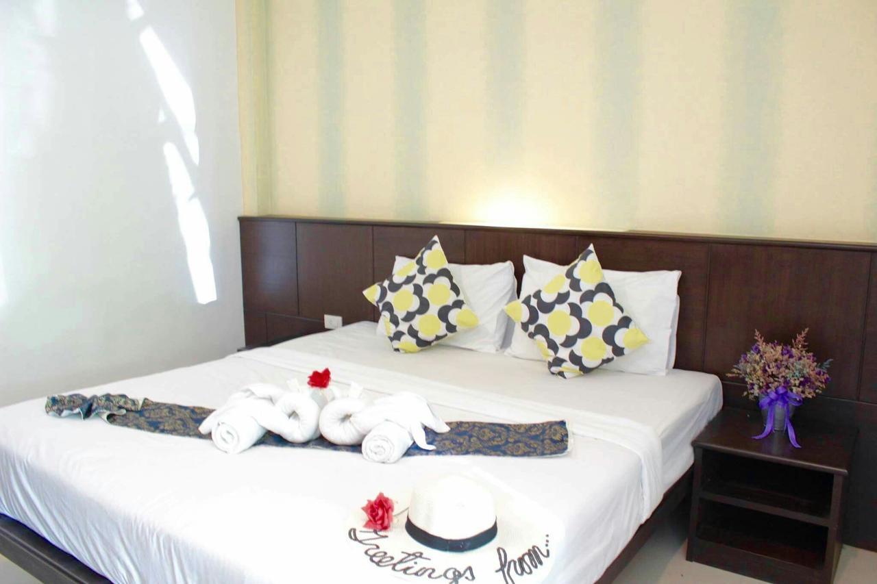 Appartamento Phuthara Mansion Phuket Esterno foto