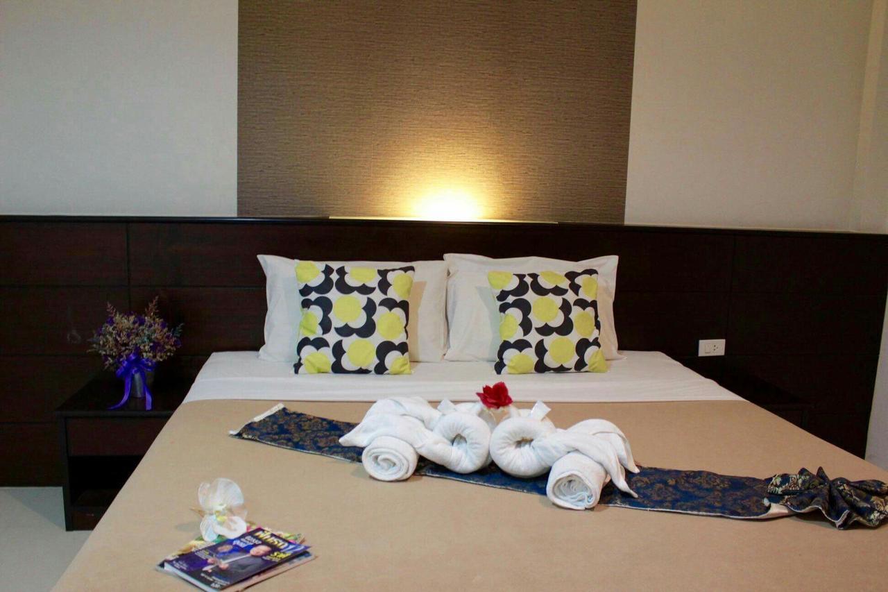 Appartamento Phuthara Mansion Phuket Esterno foto
