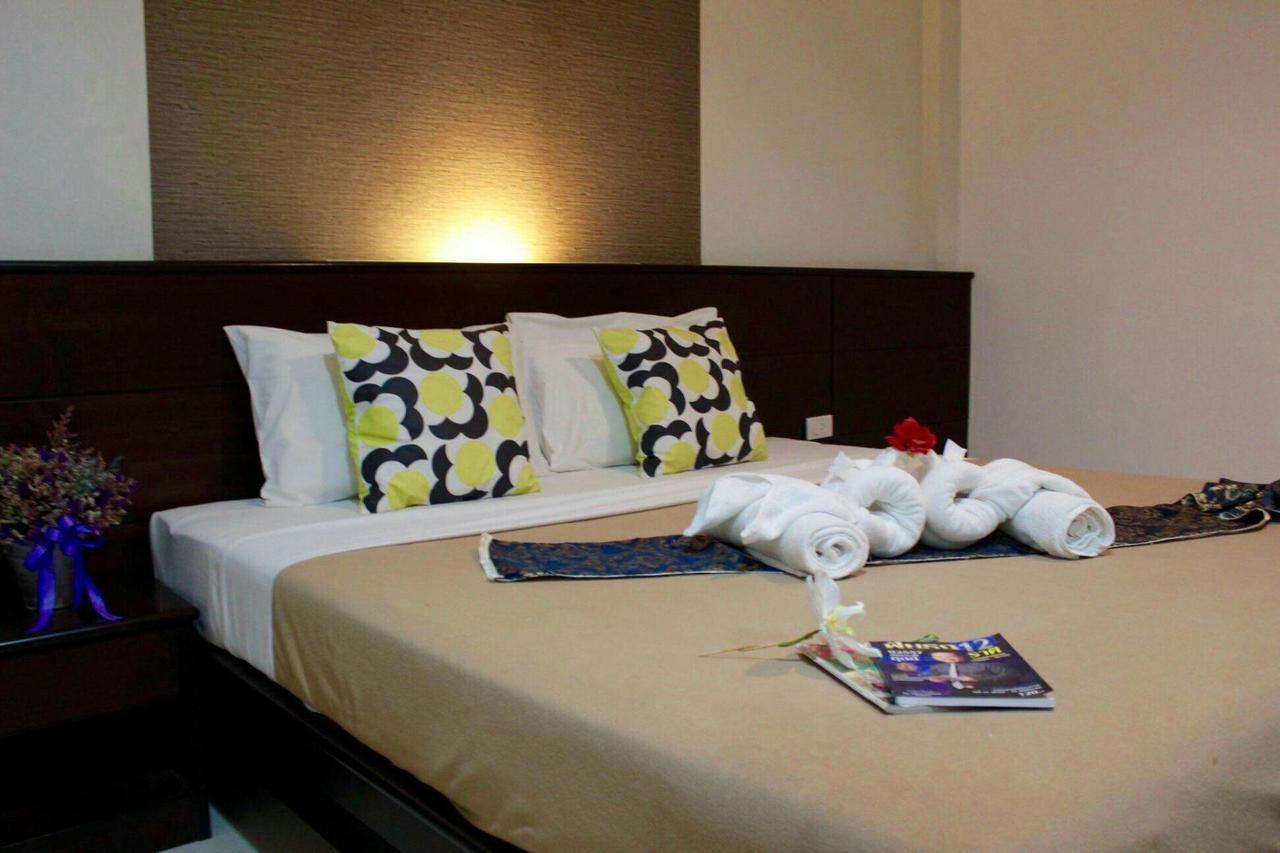 Appartamento Phuthara Mansion Phuket Esterno foto