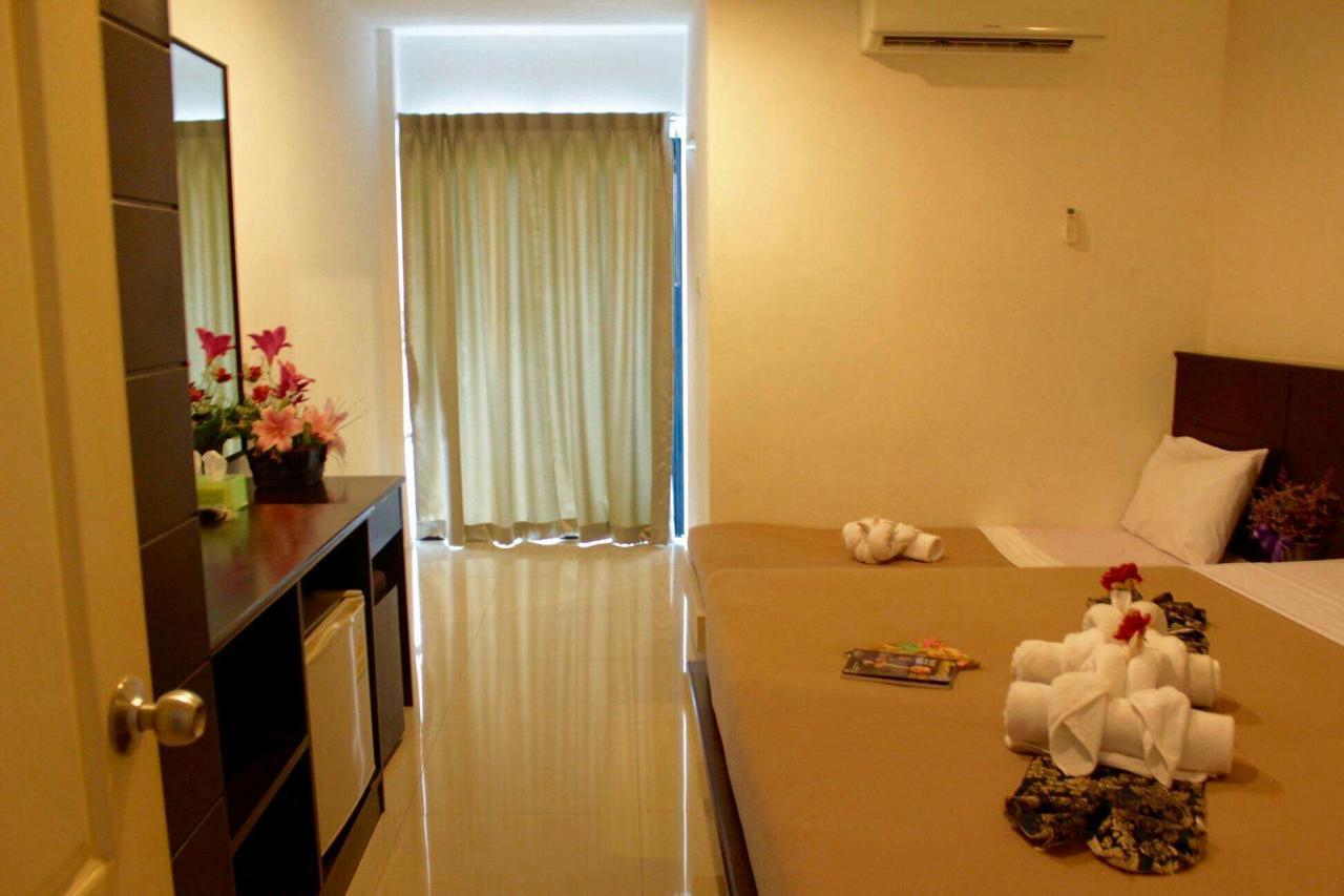 Appartamento Phuthara Mansion Phuket Esterno foto