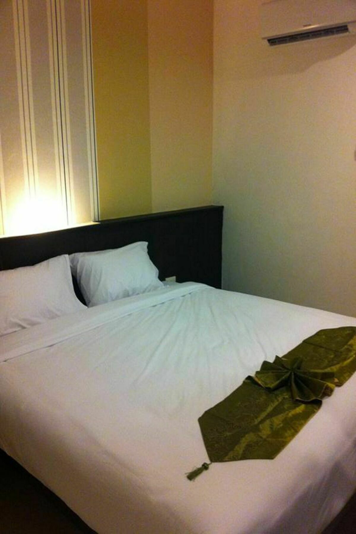 Appartamento Phuthara Mansion Phuket Esterno foto
